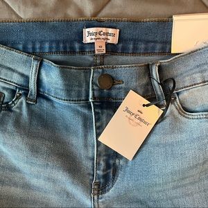 NWT Juicy Denim Shorts, Mid Thigh Light Wash
